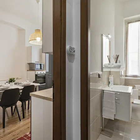 Apartment & Cozy By Wonderful Italy Genoa
